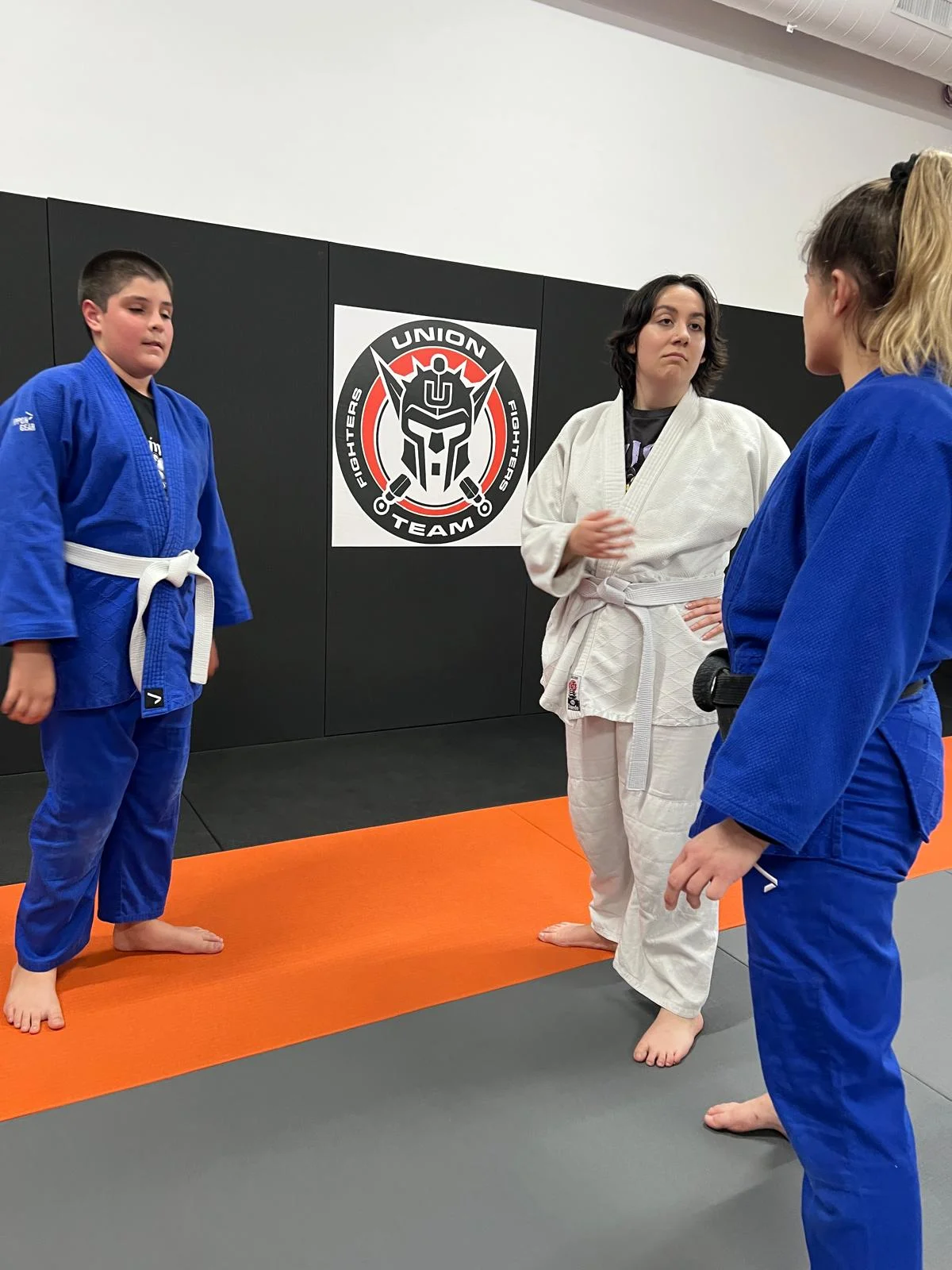 Judo y Sambo en Barcelona: aprende a derribar, controlar y entrenar con método
